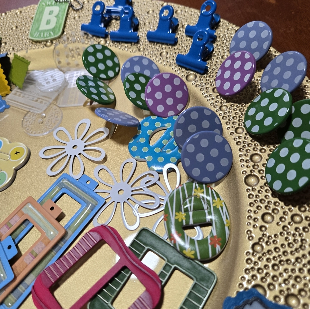 Colorful Scrapbooking Embellishments - Picture 11 of 16